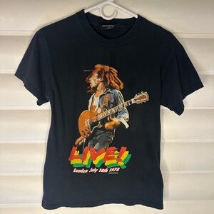 Bob Marley Live 1975 Concert Tee Vintage-Style Reggae Graphic T-Shirt